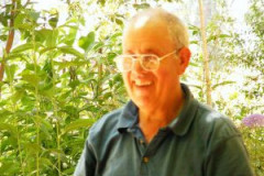 profesores_dia_parcela_051_748_300x100000-5017